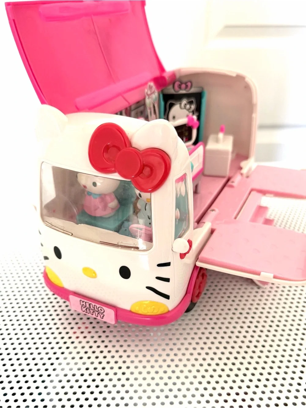 Hello Kitty Pink, White and Red Play Bus with Accessories
